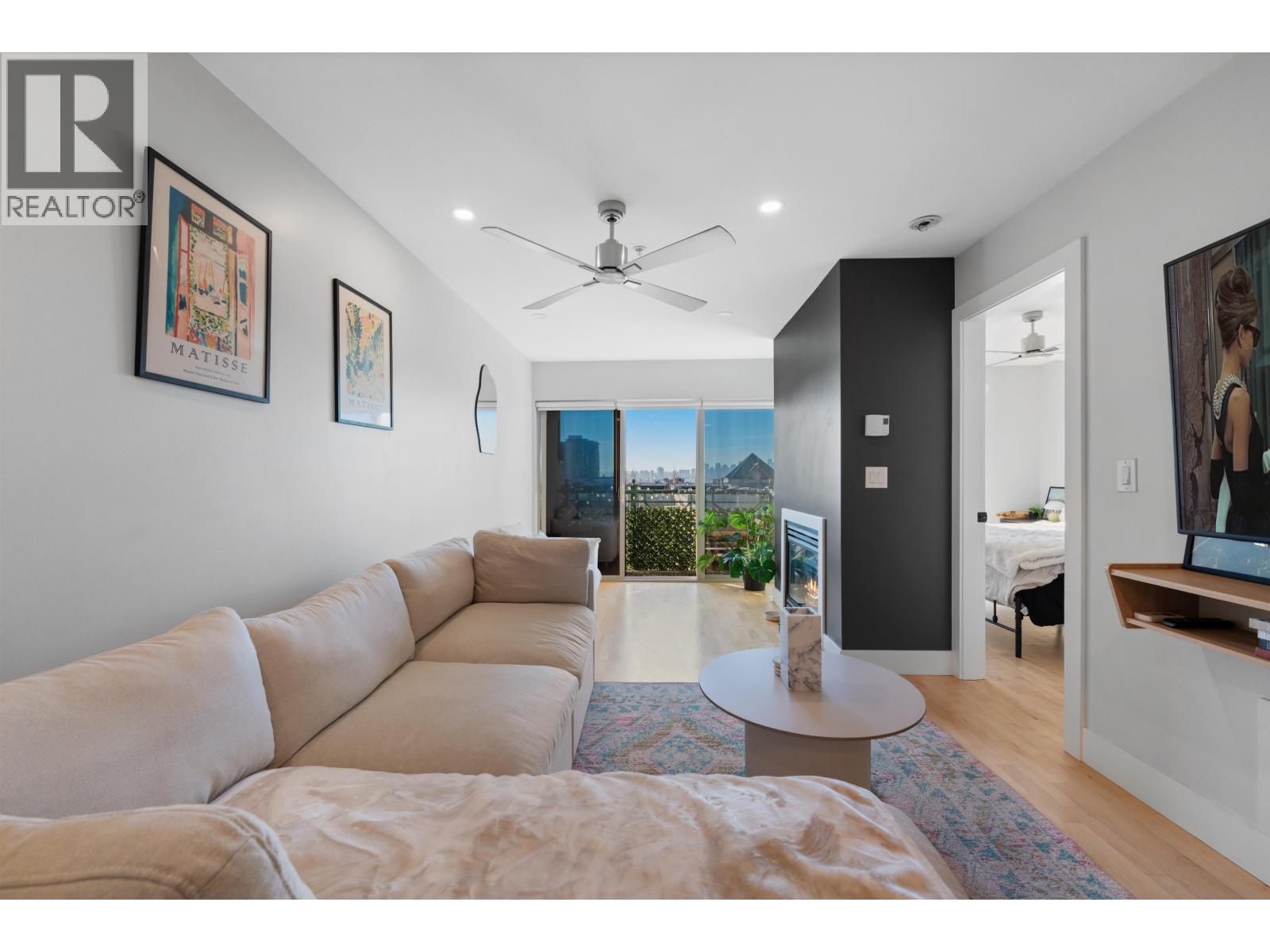 414 332 Lonsdale Avenue, North Vancouver, British Columbia  V7M 3M5 - Photo 8 - R3082991