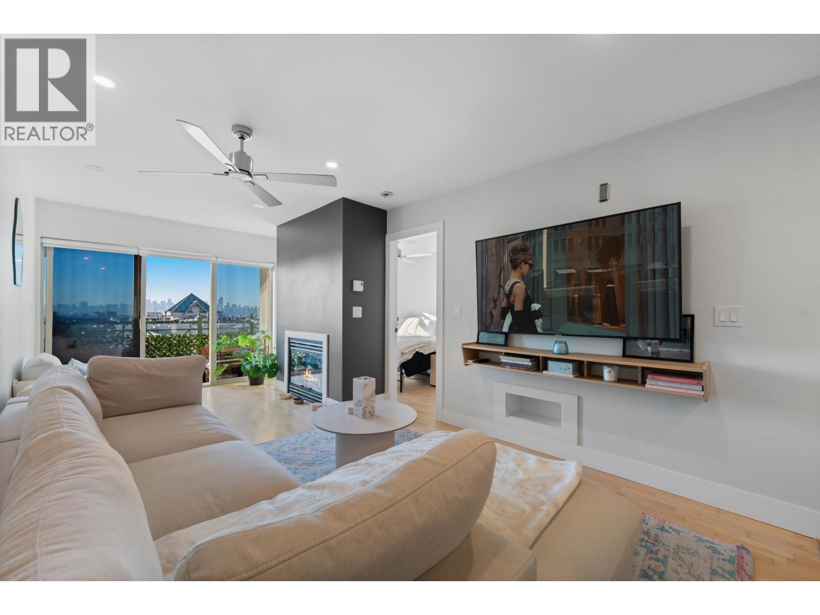 414 332 Lonsdale Avenue, North Vancouver, British Columbia  V7M 3M5 - Photo 15 - R3082991