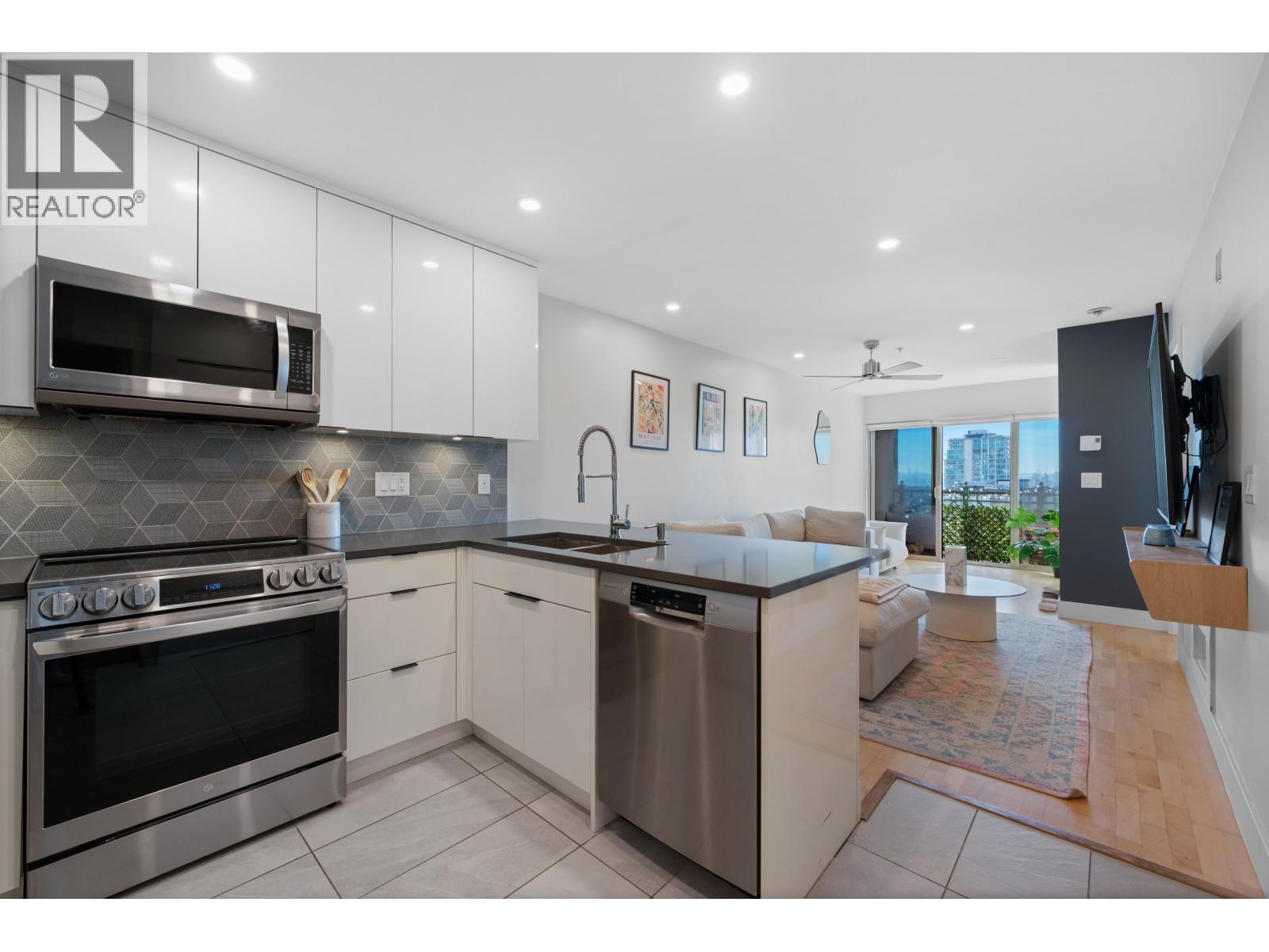 414 332 Lonsdale Avenue, North Vancouver, British Columbia  V7M 3M5 - Photo 7 - R3082991