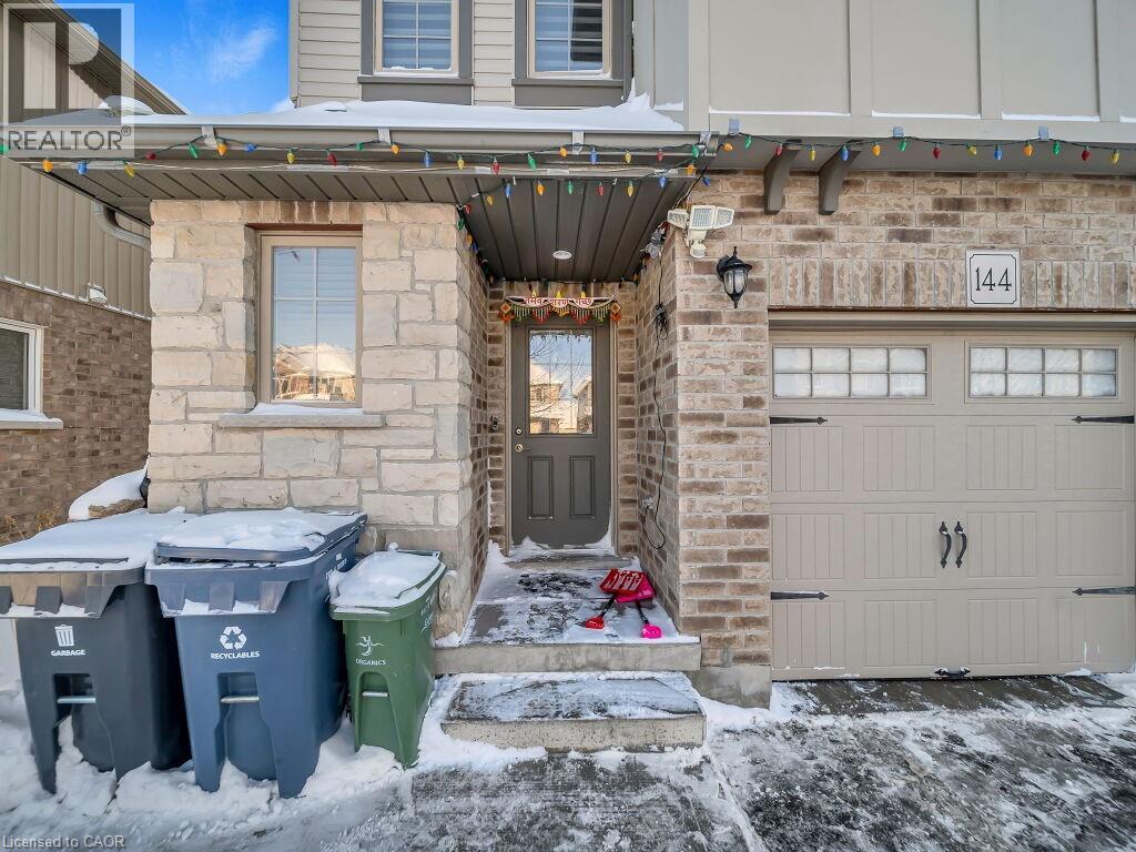 144 Summit Ridge Drive, Guelph, Ontario  N1E 0M8 - Photo 4 - 40799348