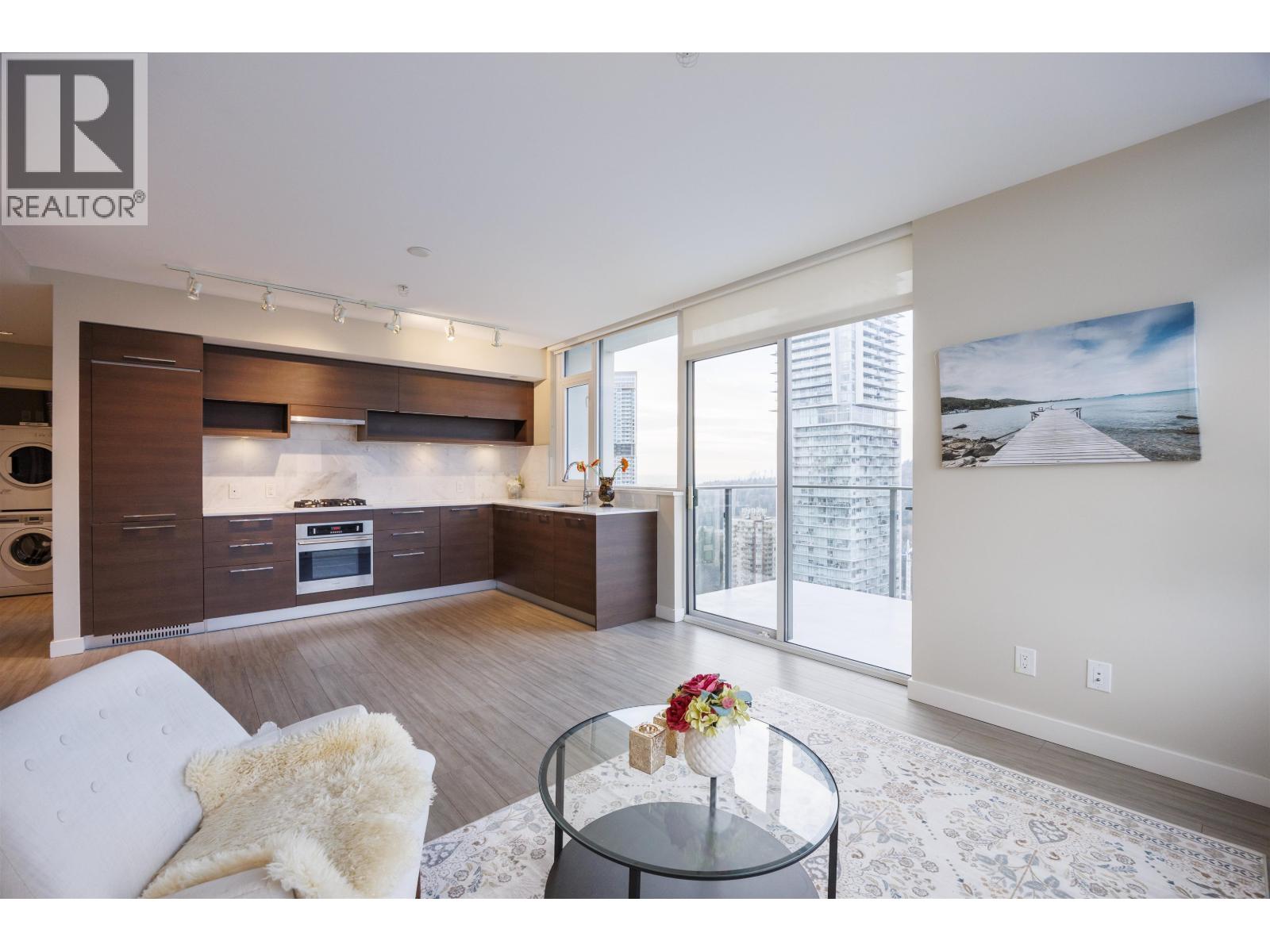 2804 570 Emerson Street, Coquitlam, British Columbia  V3J 0G3 - Photo 2 - R3083522