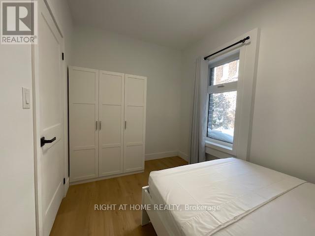 Unit #2  Main Floor - 674 Manning Avenue, Toronto, Ontario  M6G 2W4 - Photo 28 - C12701470
