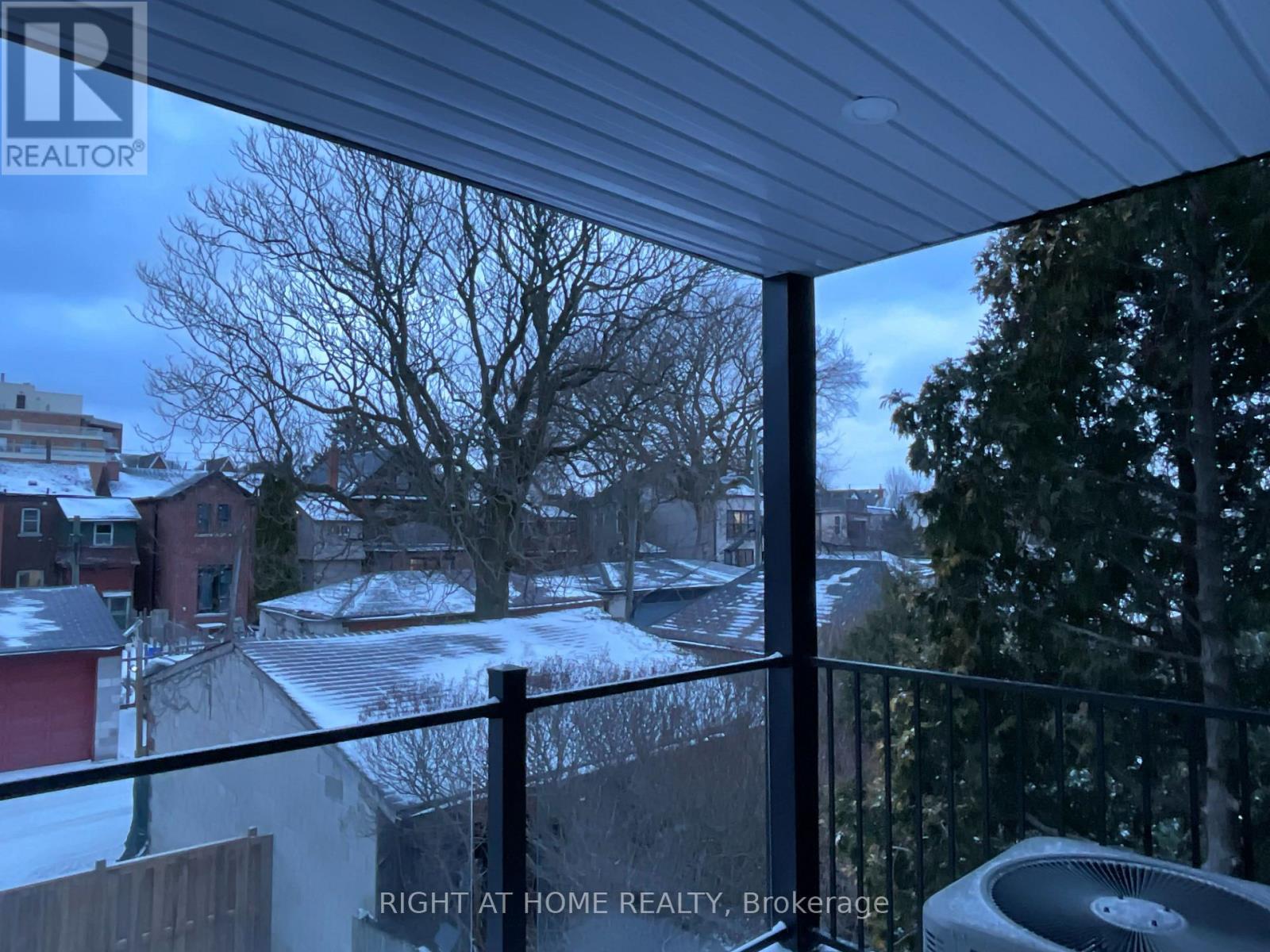 Unit #3 Second Floor - 674 Manning Avenue, Toronto, Ontario  M6G 2W4 - Photo 38 - C12702132