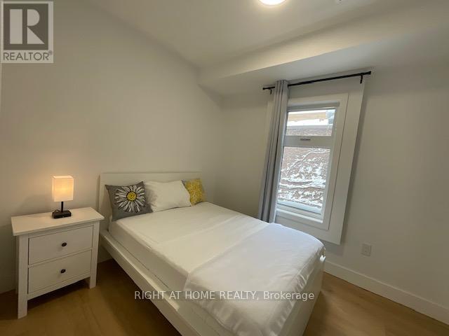 Unit #3 Second Floor - 674 Manning Avenue, Toronto, Ontario  M6G 2W4 - Photo 48 - C12702132