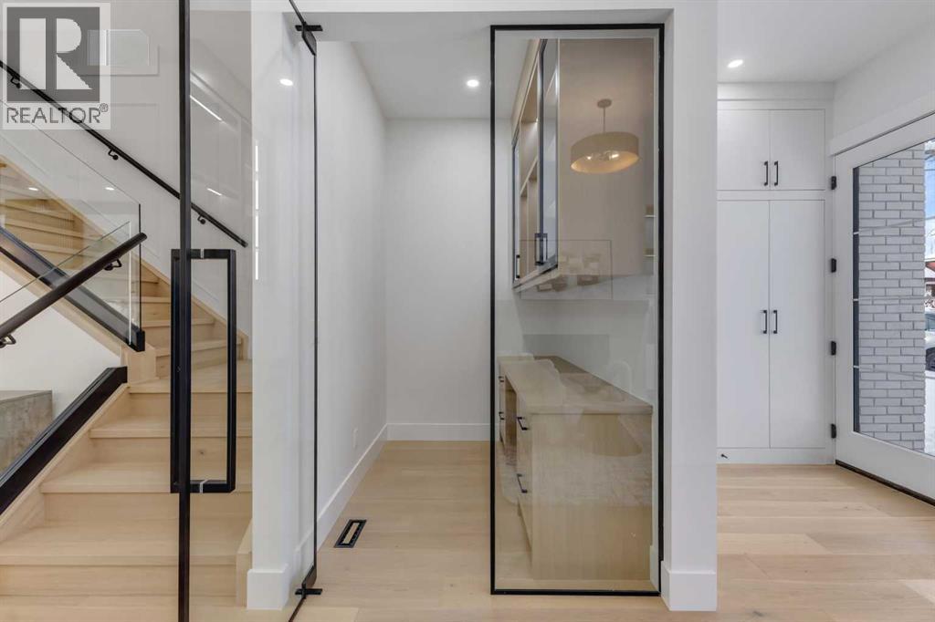 629 21 Avenue Nw, Calgary, Alberta  T2M 1K1 - Photo 8 - A2281544