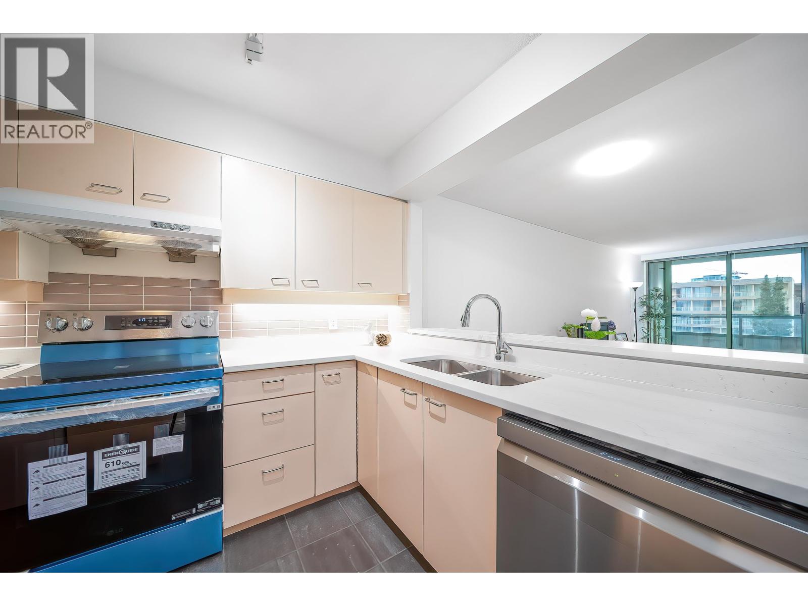 811 7380 Elmbridge Way, Richmond, British Columbia  V6X 4A1 - Photo 8 - R3083513