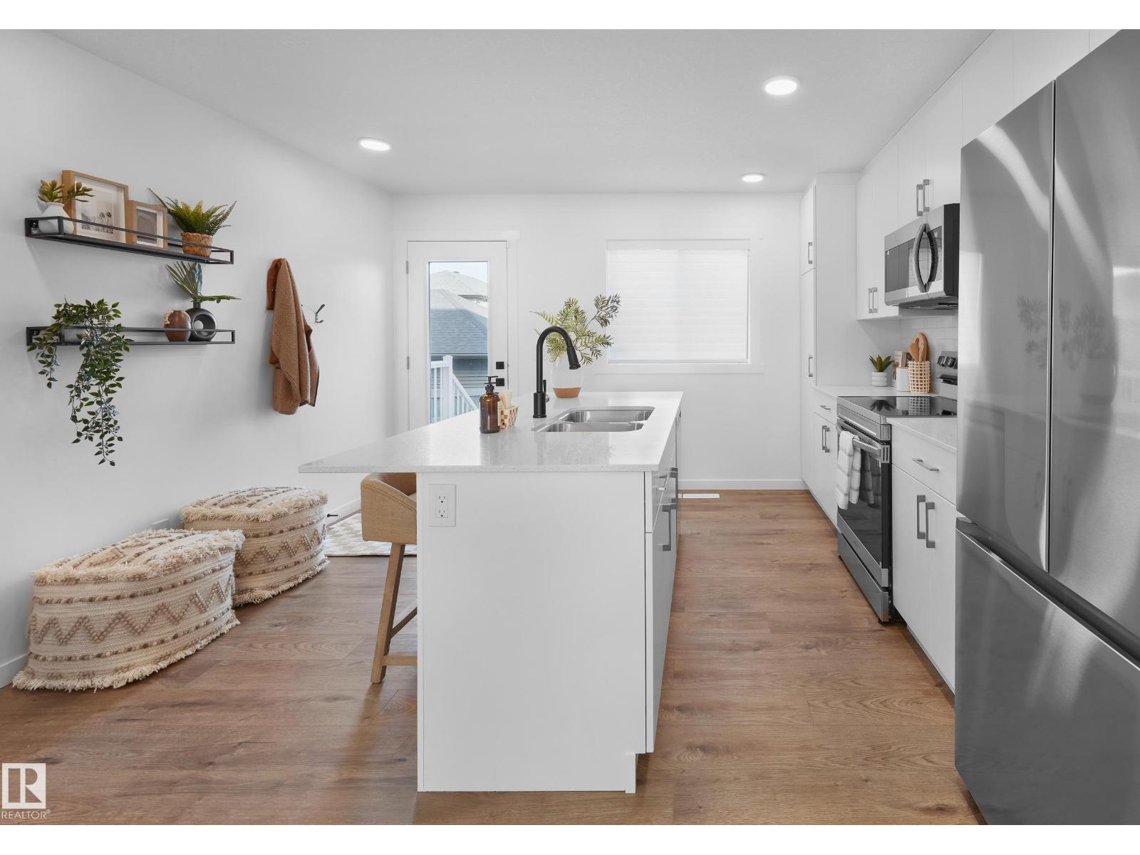 427 Aster Dr Nw, Edmonton, Alberta  T6T 2N8 - Photo 7 - E4471143