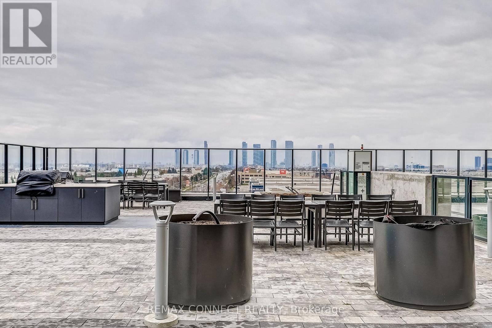 419 - 8960 Jane Street, Vaughan, Ontario  L4K 0N9 - Photo 34 - N12731378