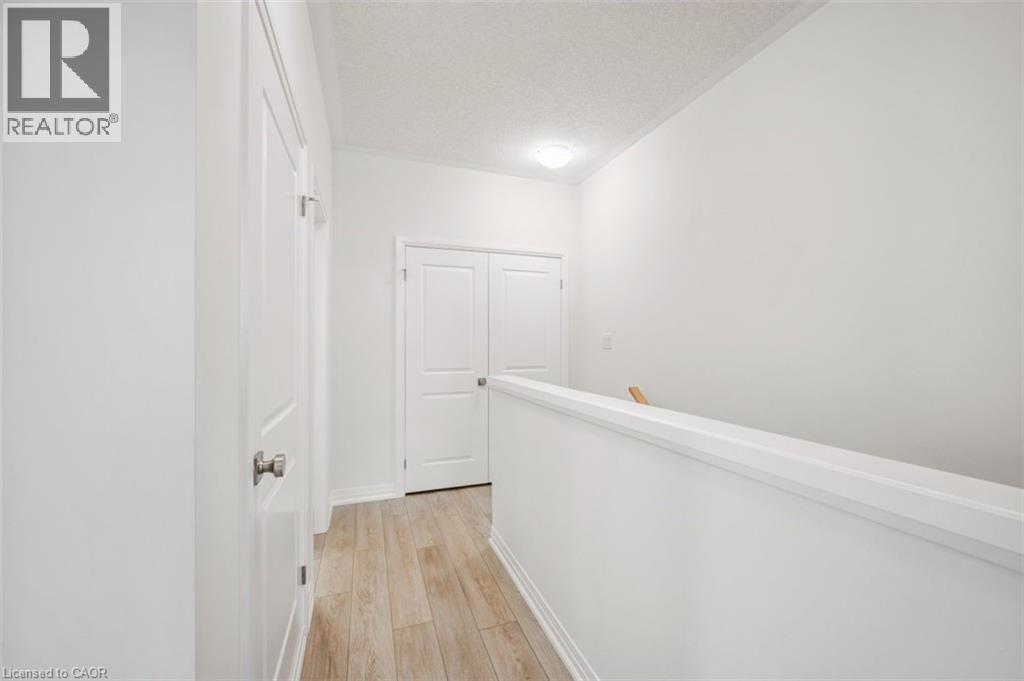 127 Reverie Way, Kitchener, Ontario  N2E 0K5 - Photo 13 - 40798715