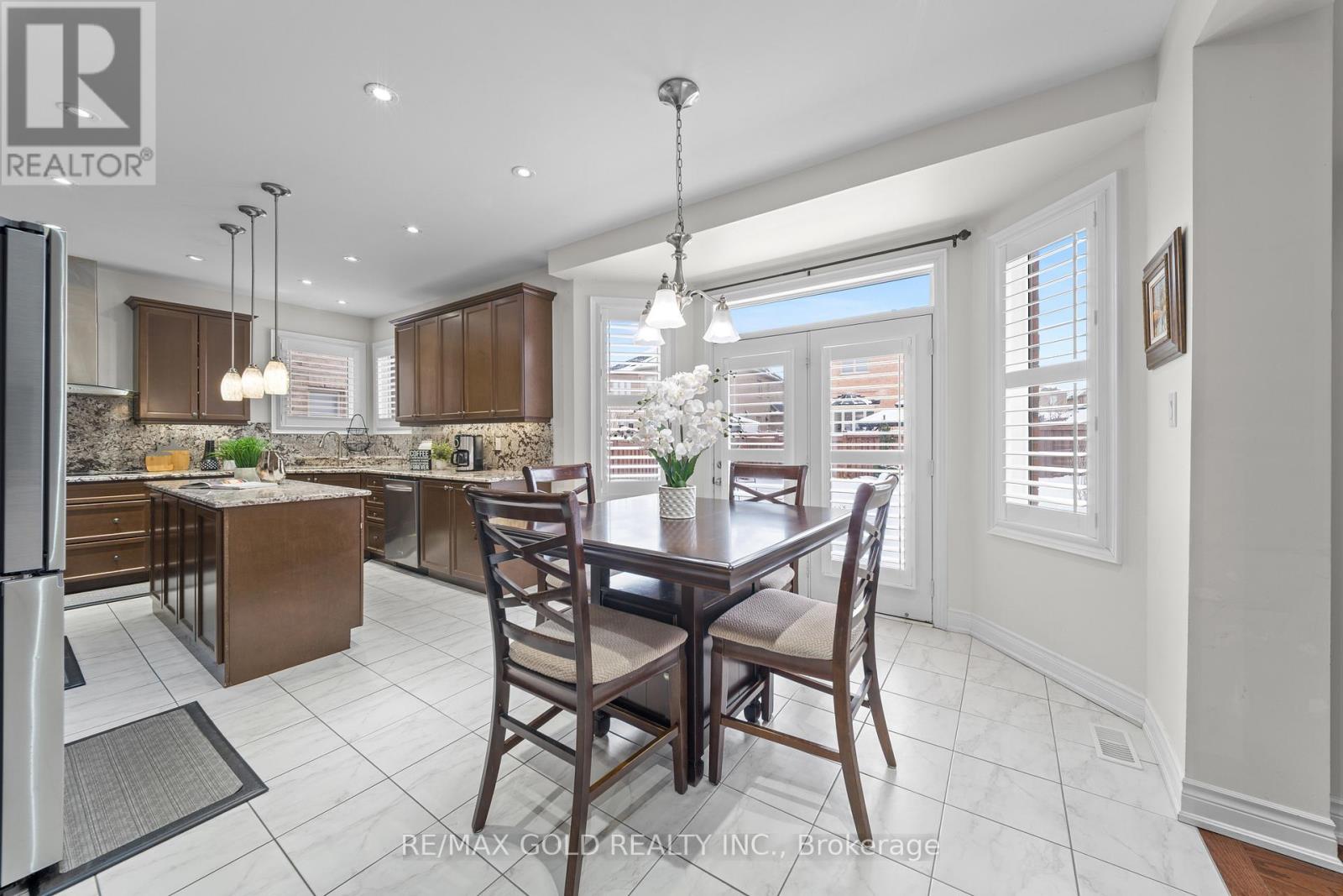 19 Portside Crescent, Brampton, Ontario  L6R 3P3 - Photo 21 - W12730974