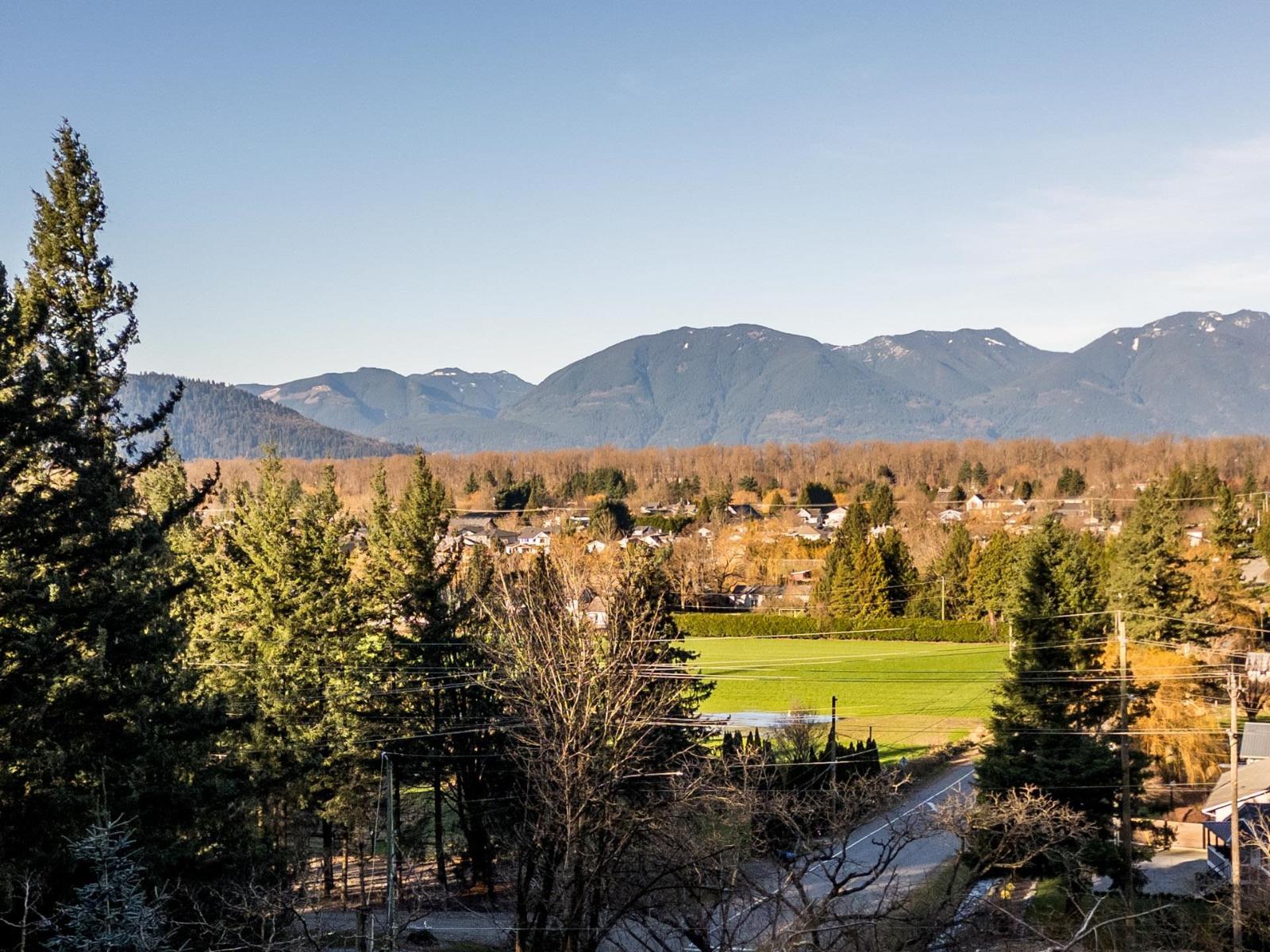 42602 Majuba Hill Road, Majuba Hill, Yarrow, British Columbia  V2R 5H3 - Photo 5 - R3053840