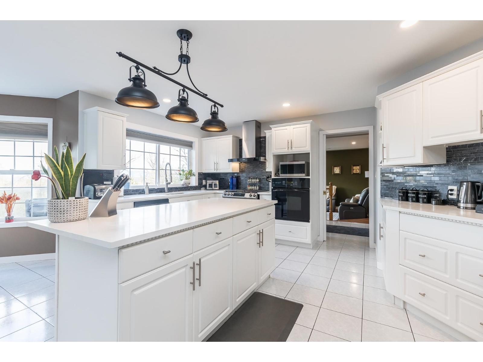 42602 Majuba Hill Road, Majuba Hill, Yarrow, British Columbia  V2R 5H3 - Photo 13 - R3053840