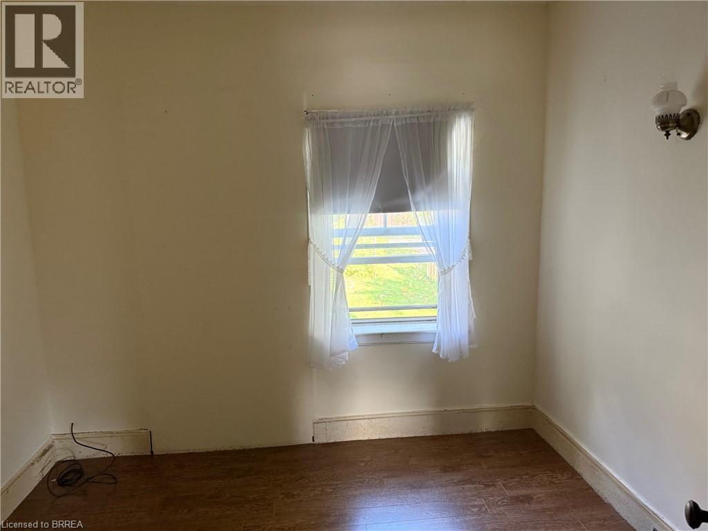 49 West River Street, Paris, Ontario  N3L 2V2 - Photo 5 - 40772672