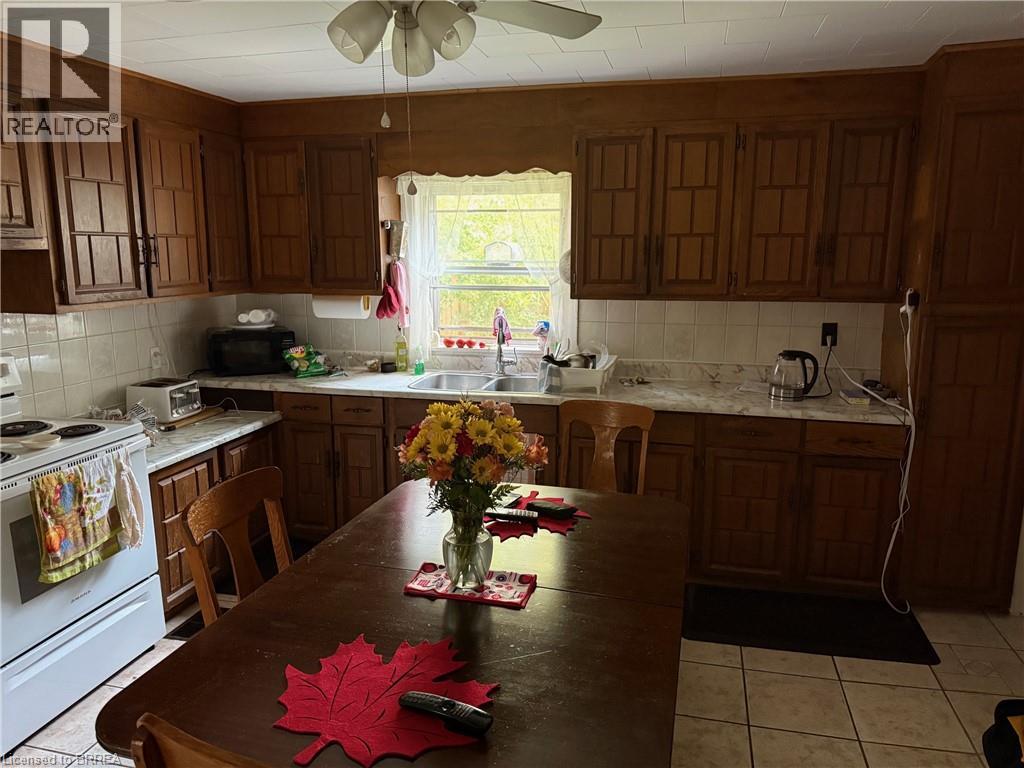 49 West River Street, Paris, Ontario  N3L 2V2 - Photo 2 - 40772672