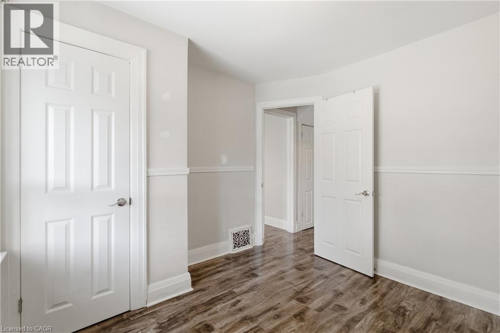 26 Bayfield Avenue, Hamilton, Ontario  L8H 3M4 - Photo 10 - 40796791