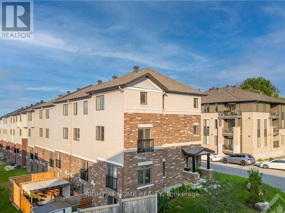 558 Recolte Private, Ottawa, Ontario  K1E 0B4 - Photo 2 - X12731386