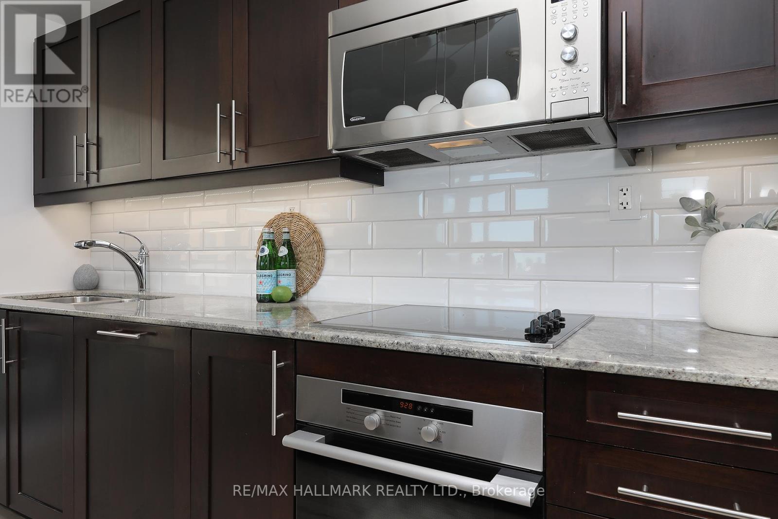 611 - 1 Bedford Road, Toronto, Ontario  M5R 2B5 - Photo 16 - C12731396