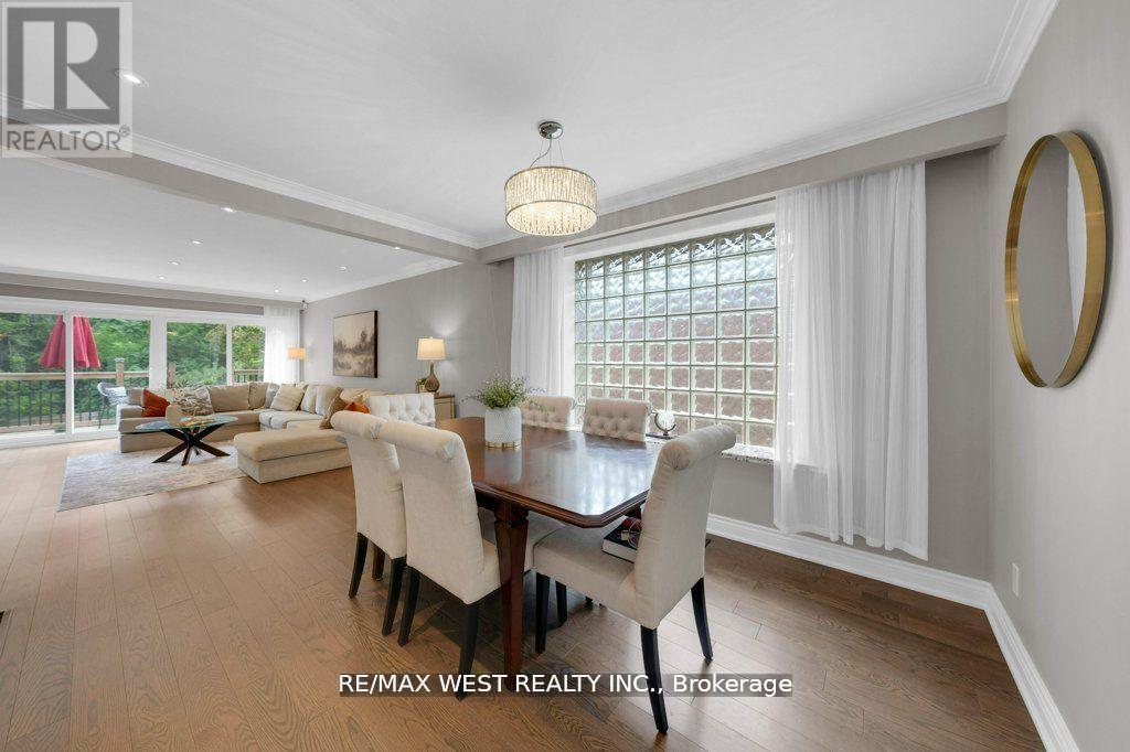 151 Brahms Avenue, Toronto, Ontario  M2H 1H9 - Photo 8 - C12729218