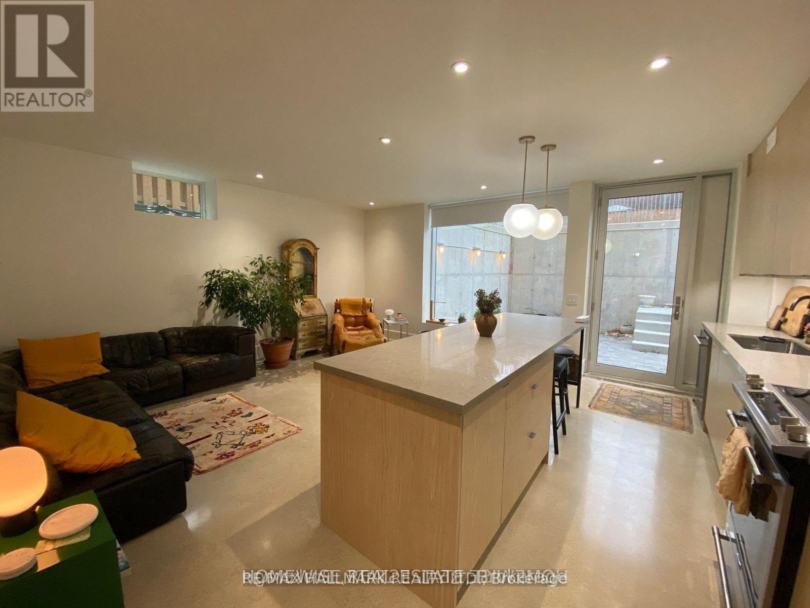 1c - 1540 King Street W, Toronto, Ontario  M6K 1J6 - Photo 2 - W12731394