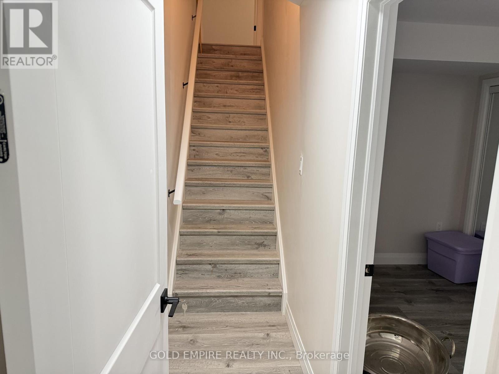 Lower - 1894 Trailsway Drive, London South, Ontario  N6K 0K7 - Photo 3 - X12731424