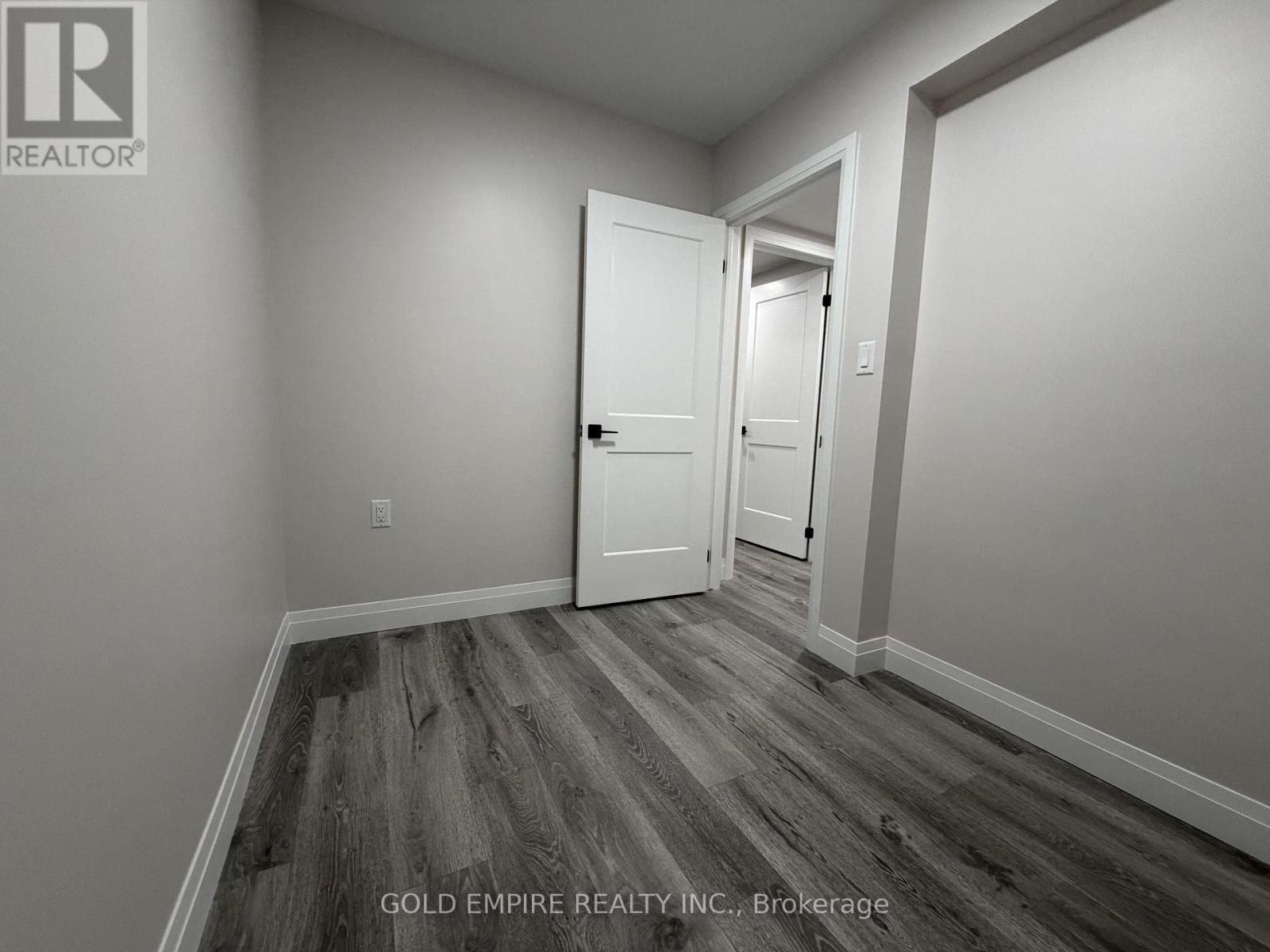 Lower - 1894 Trailsway Drive, London South, Ontario  N6K 0K7 - Photo 5 - X12731424