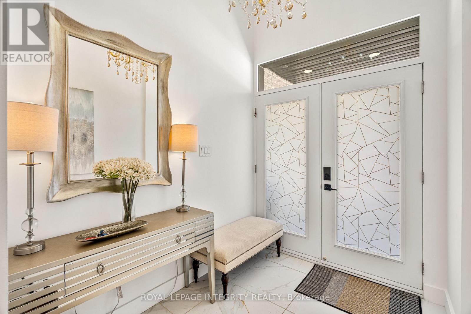 266 Currell Avenue, Ottawa, Ontario  K1Z 7J6 - Photo 3 - X12731430