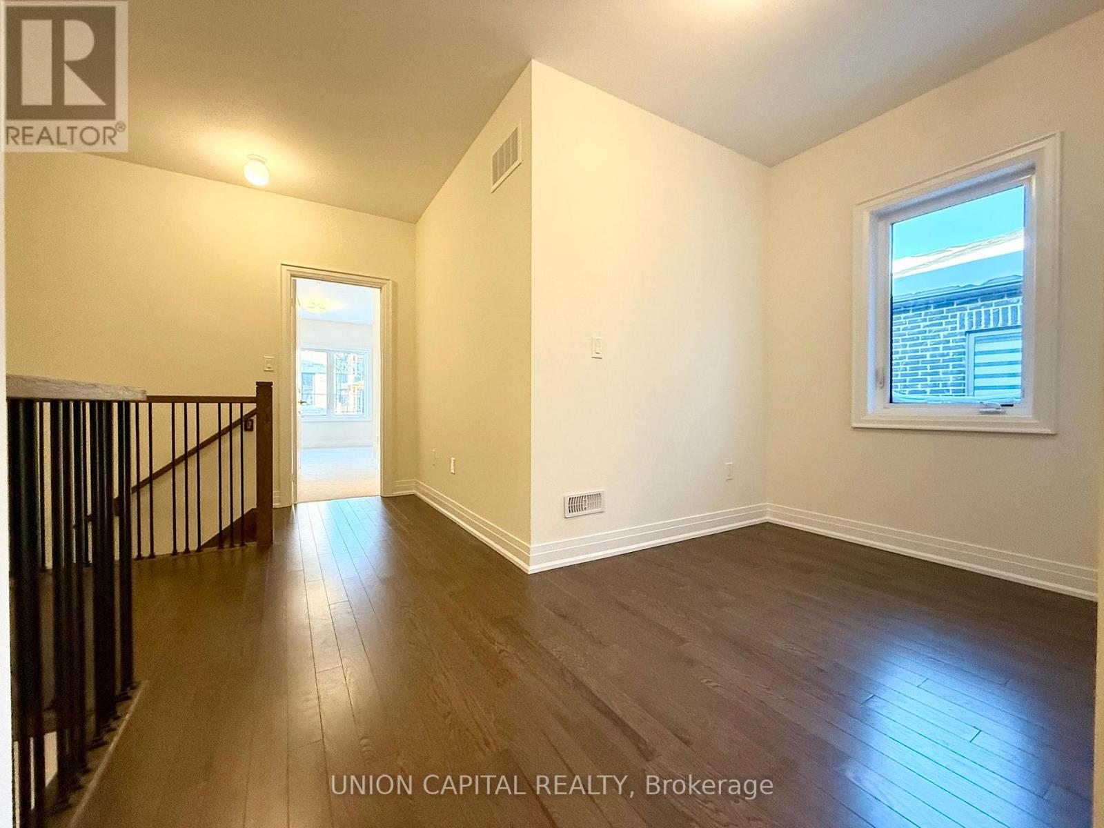 40 Mindanao Avenue, Markham, Ontario  L6C 3T5 - Photo 14 - N12731404