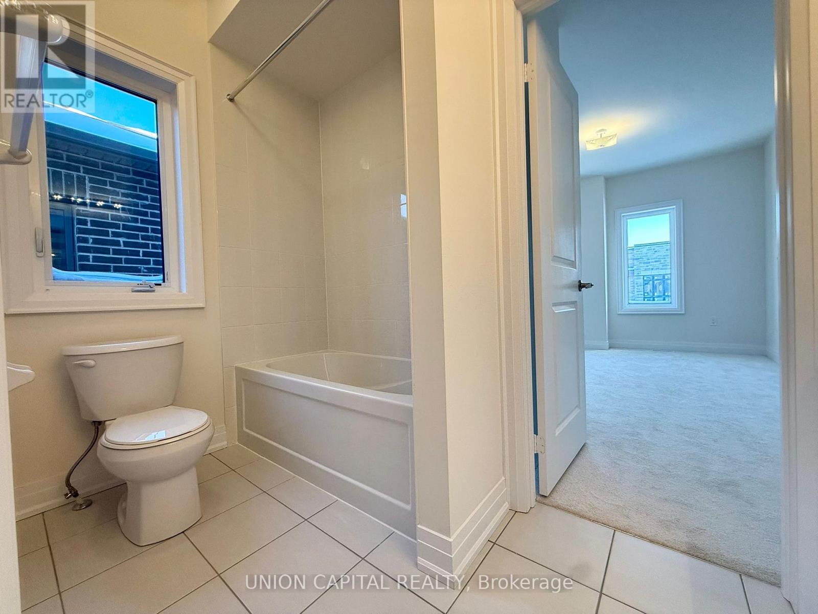 40 Mindanao Avenue, Markham, Ontario  L6C 3T5 - Photo 28 - N12731404