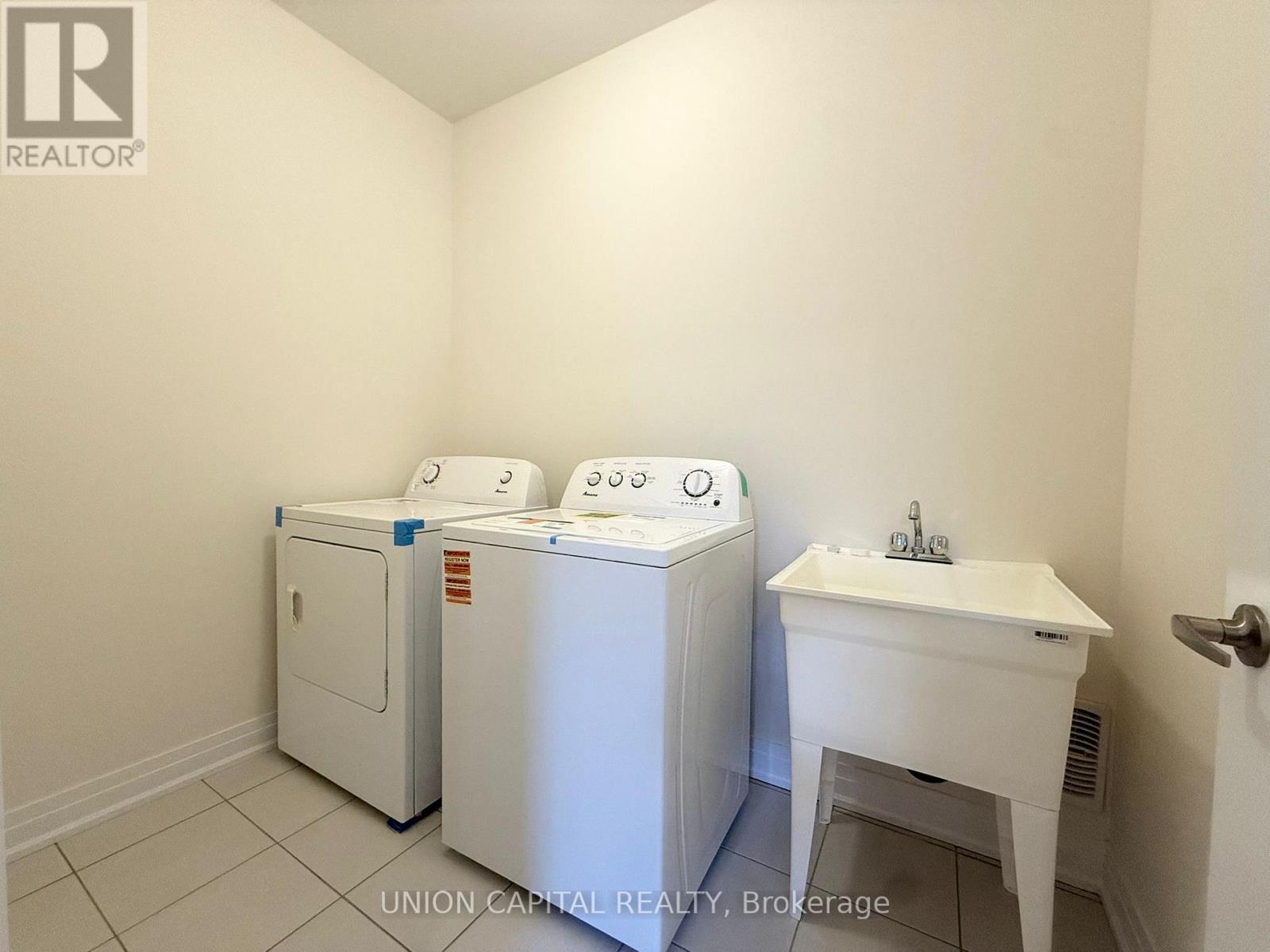 40 Mindanao Avenue, Markham, Ontario  L6C 3T5 - Photo 35 - N12731404