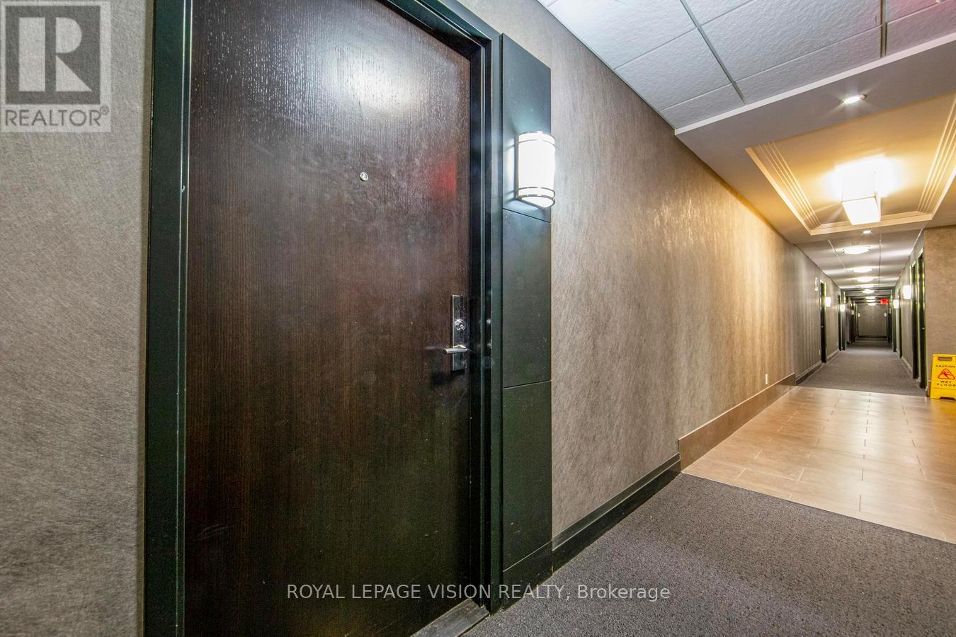 1002 - 8130 Birchmount Road, Markham, Ontario  L6G 0E4 - Photo 8 - N12731436