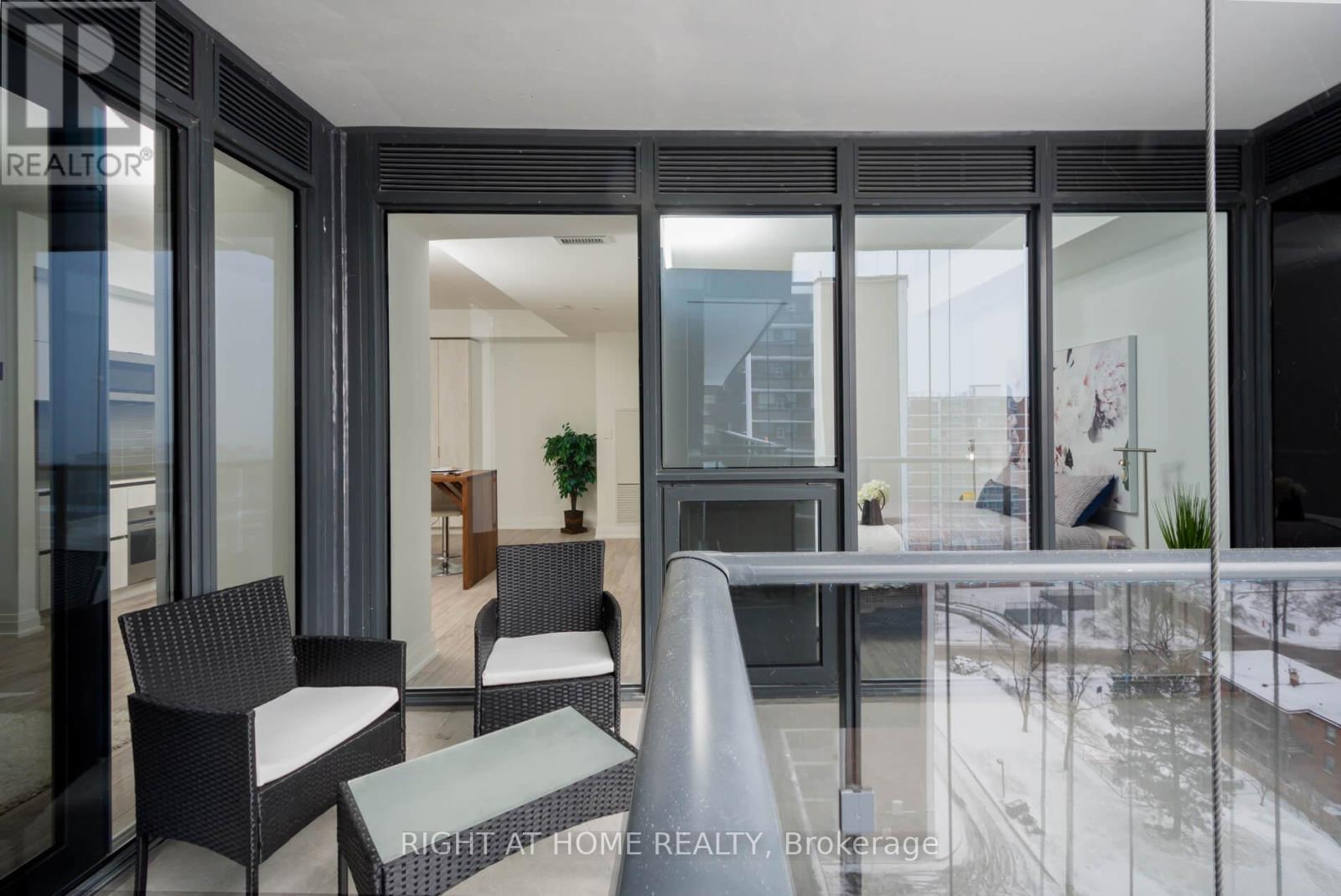 1201 - 21 Park Street E, Mississauga, Ontario  L5G 1L7 - Photo 24 - W12731400