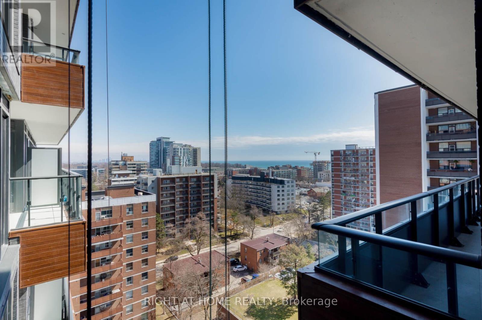 1201 - 21 Park Street E, Mississauga, Ontario  L5G 1L7 - Photo 28 - W12731400