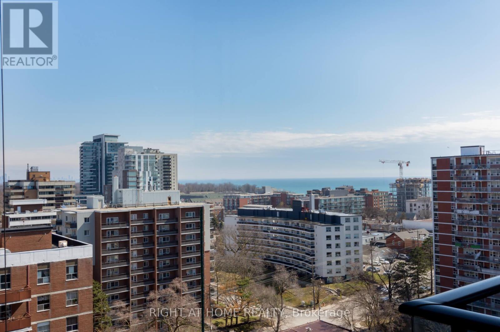 1201 - 21 Park Street E, Mississauga, Ontario  L5G 1L7 - Photo 29 - W12731400