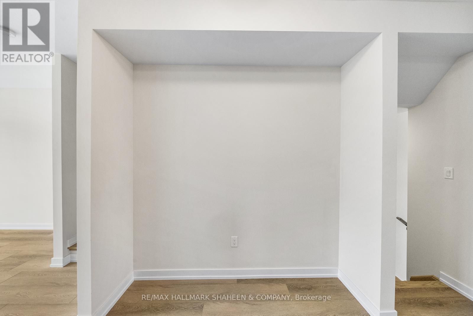 1354 Kaniv Street, Oakville, Ontario  L6M 5R3 - Photo 20 - W12731422