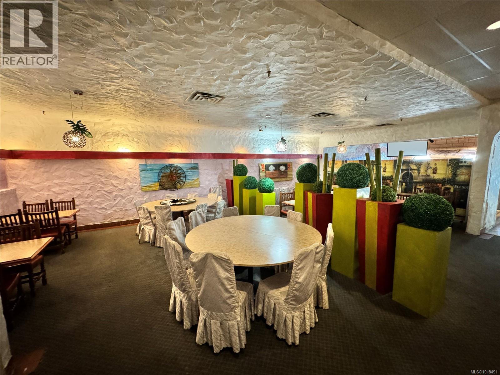 1551 Cedar Hill Cross Rd, Saanich, British Columbia  V8P 3E6 - Photo 11 - 1018491