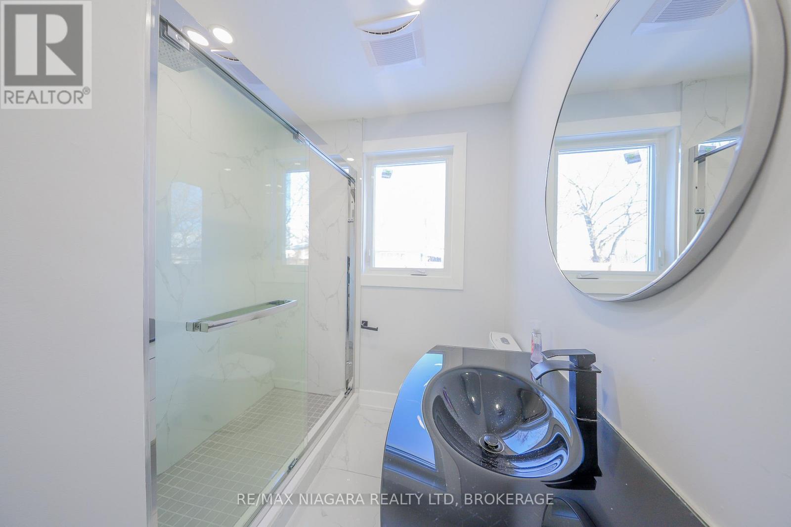 5 Meadowvale Drive, St. Catharines, Ontario  L2N 3Z6 - Photo 13 - X12731470