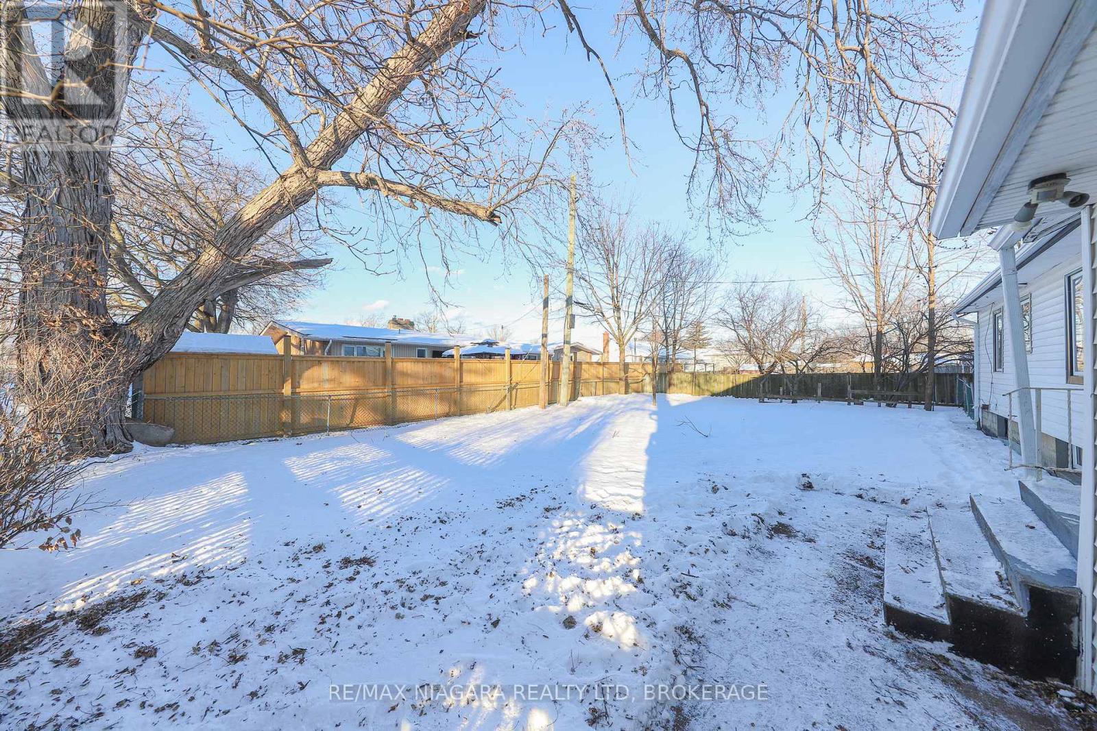 5 Meadowvale Drive, St. Catharines, Ontario  L2N 3Z6 - Photo 25 - X12731470