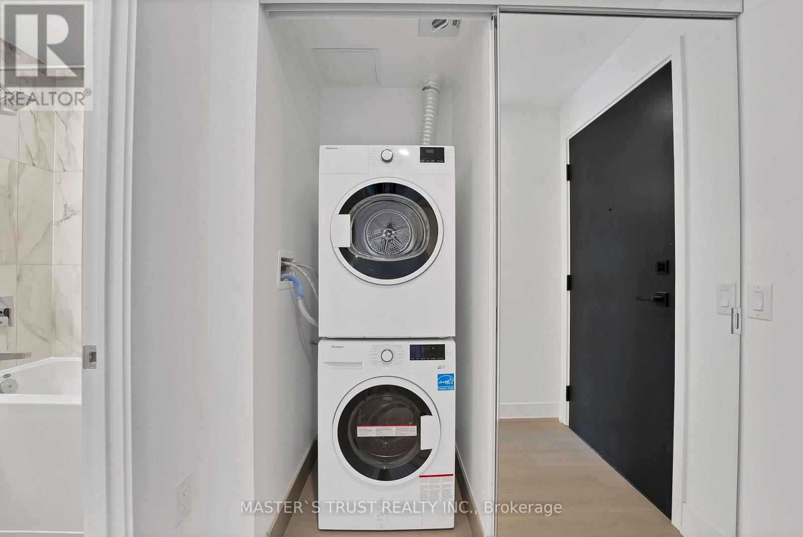 1607 - 36 Olive Avenue, Toronto, Ontario  M2N 0M4 - Photo 3 - C12731460