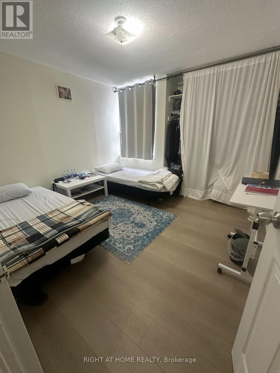 1403 - 20 Edgecliff Golfway, Toronto, Ontario  M3C 3A4 - Photo 15 - C12731468