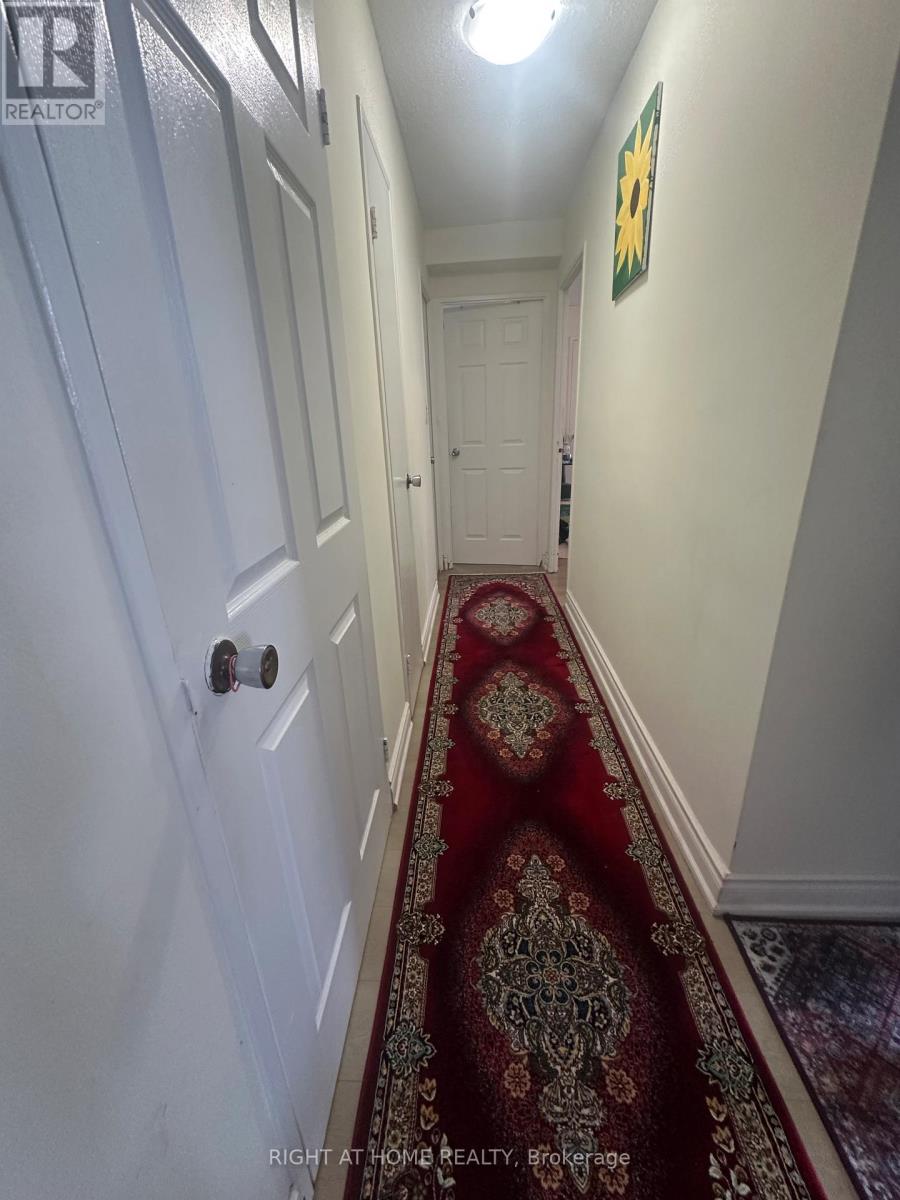 1403 - 20 Edgecliff Golfway, Toronto, Ontario  M3C 3A4 - Photo 20 - C12731468