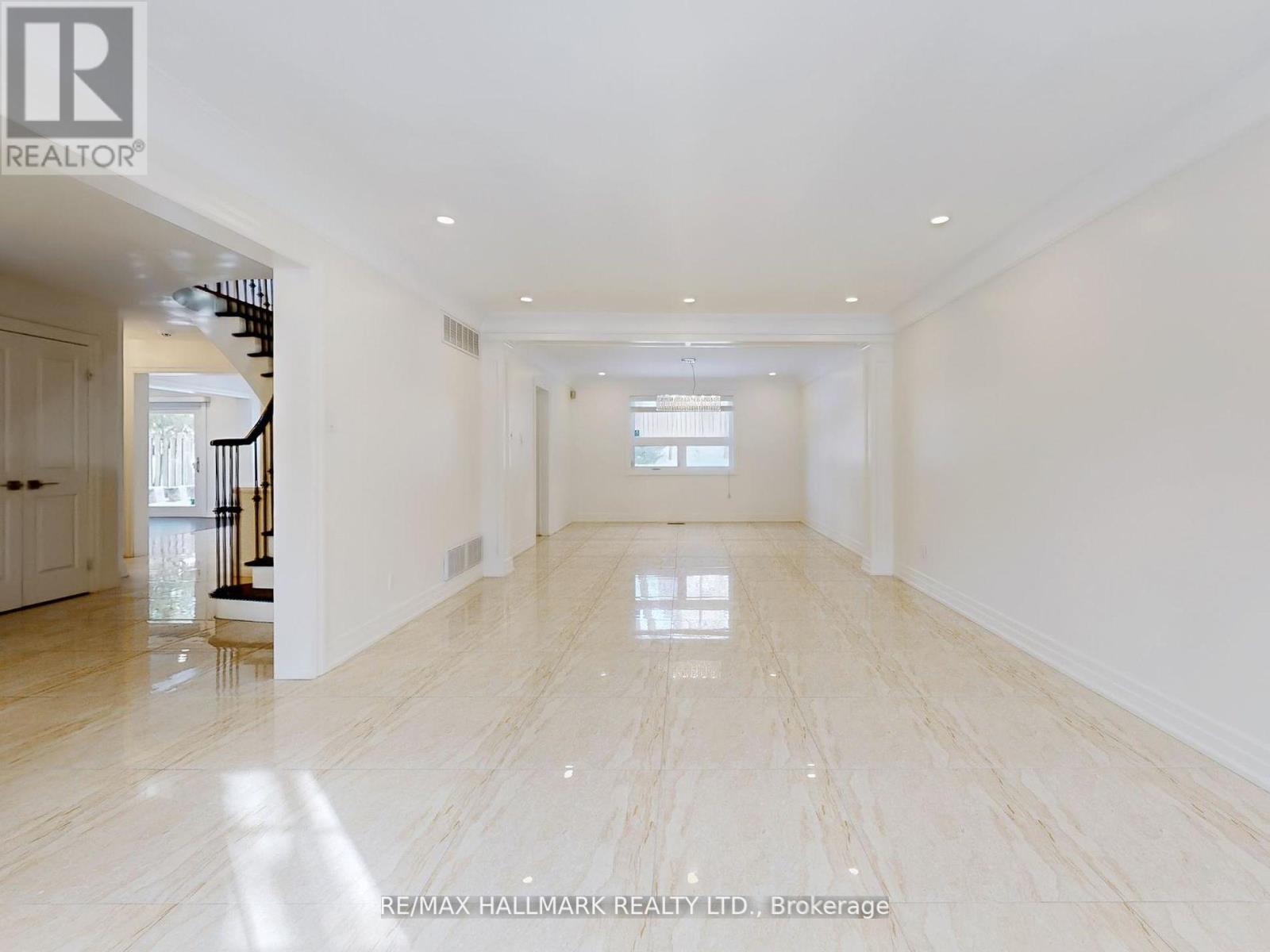 235 Old Yonge Street, Toronto, Ontario  M2P 1R5 - Photo 6 - C12731472