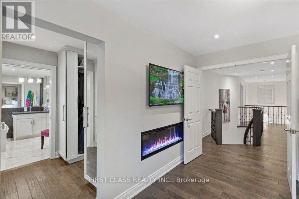 19 Ferdinand Avenue, Vaughan, Ontario  L6A 2Z3 - Photo 16 - N12731474