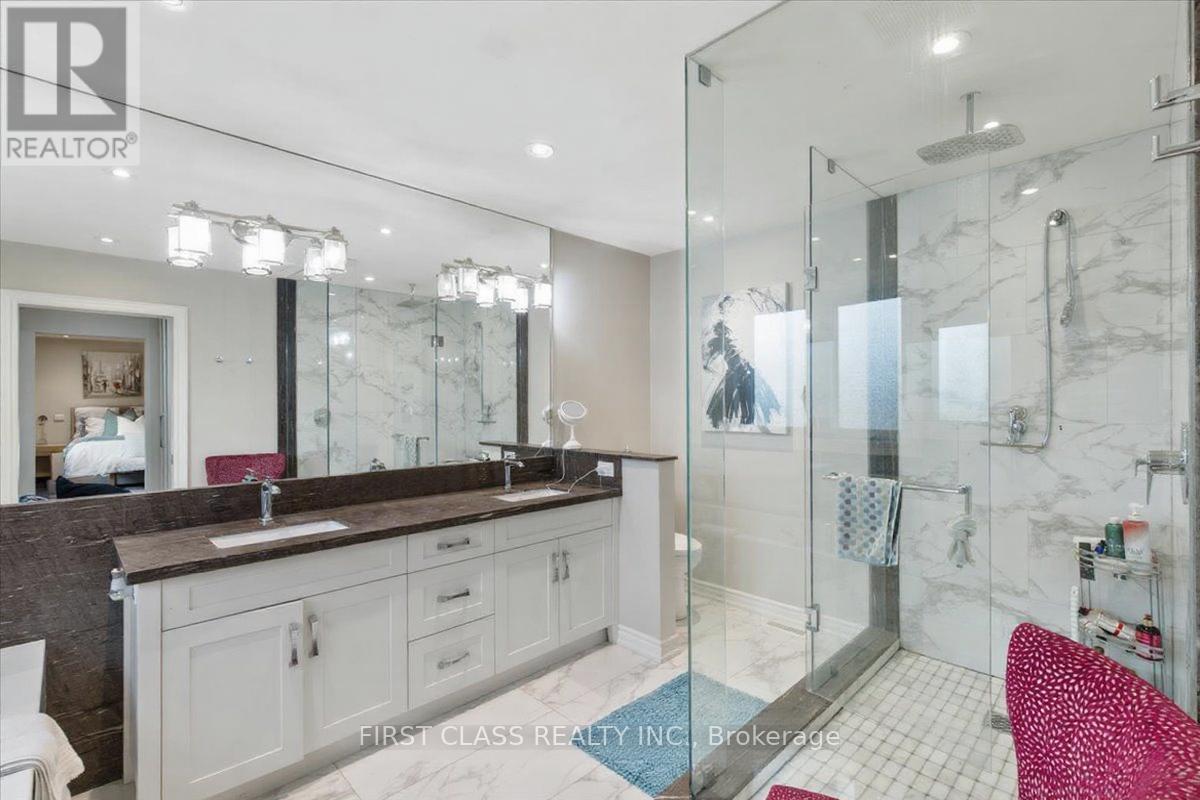 19 Ferdinand Avenue, Vaughan, Ontario  L6A 2Z3 - Photo 17 - N12731474