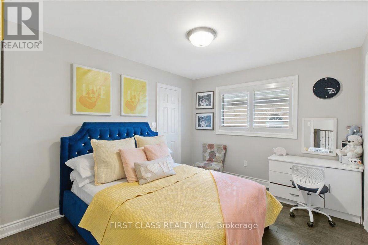 19 Ferdinand Avenue, Vaughan, Ontario  L6A 2Z3 - Photo 18 - N12731474