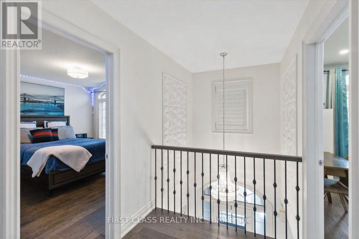 19 Ferdinand Avenue, Vaughan, Ontario  L6A 2Z3 - Photo 19 - N12731474