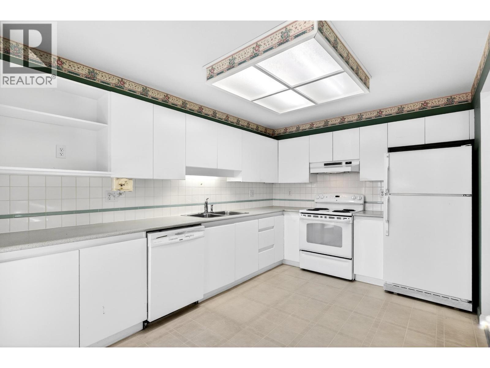 212 19122 122 Avenue, Pitt Meadows, British Columbia  V3Y 2N7 - Photo 12 - R3083145