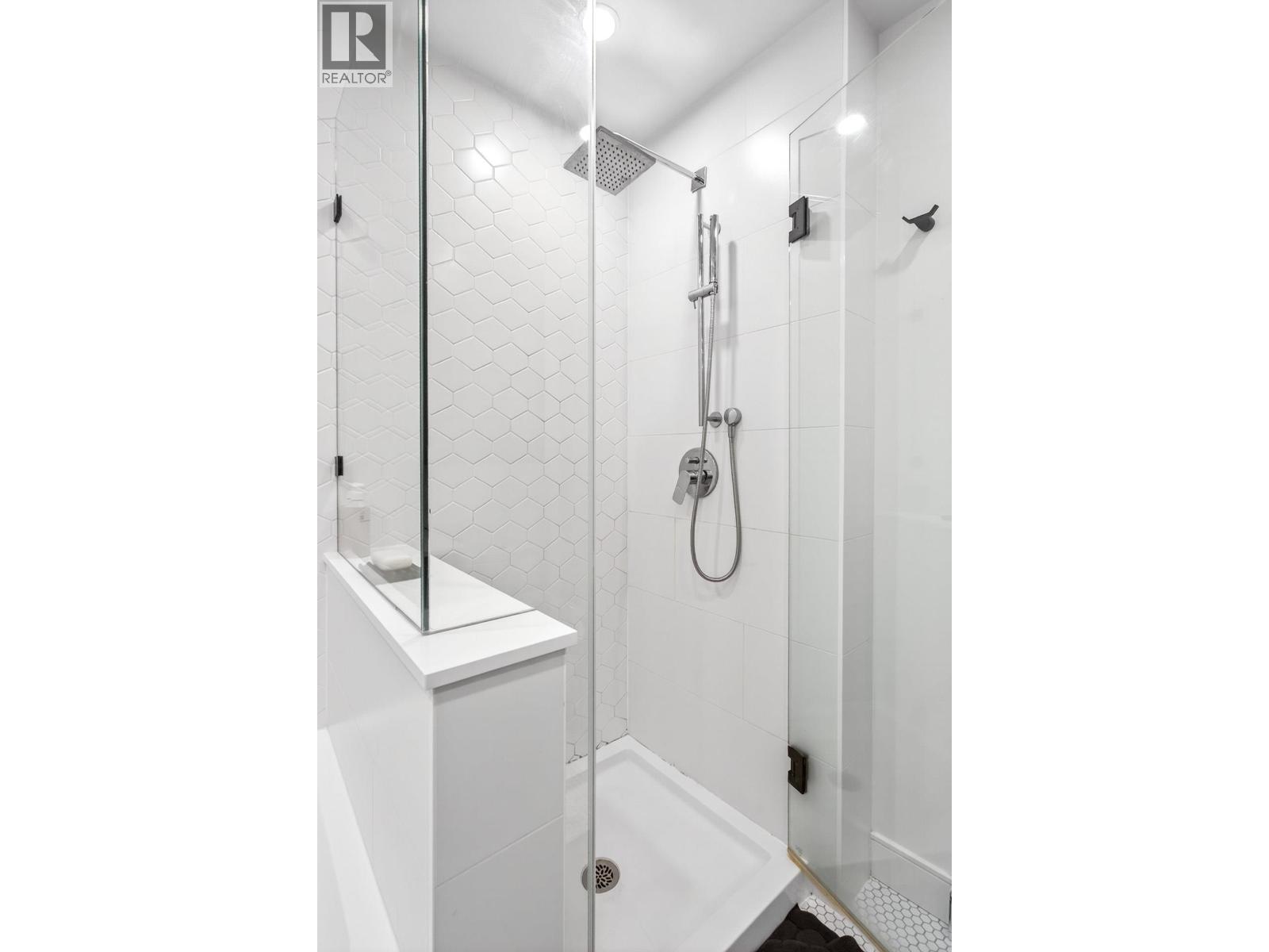 524 55 Klahanie Drive, Port Moody, British Columbia  V3H 0M9 - Photo 13 - R3083132