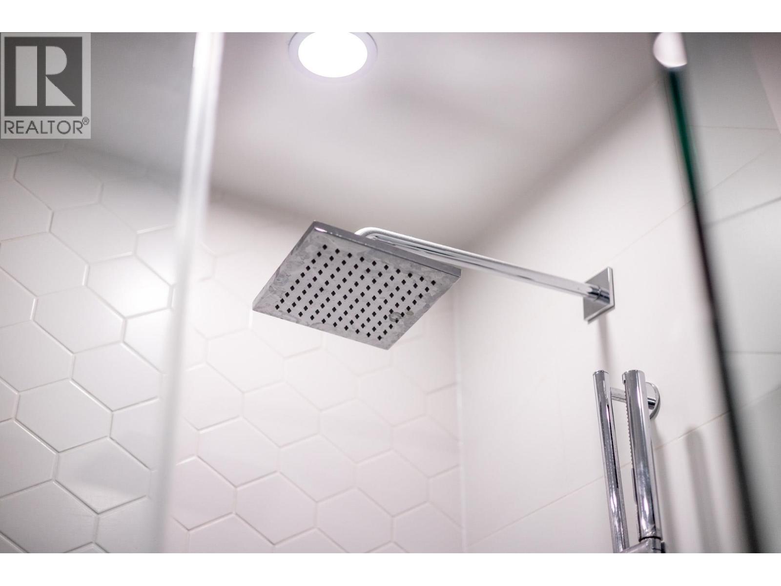 524 55 Klahanie Drive, Port Moody, British Columbia  V3H 0M9 - Photo 17 - R3083132