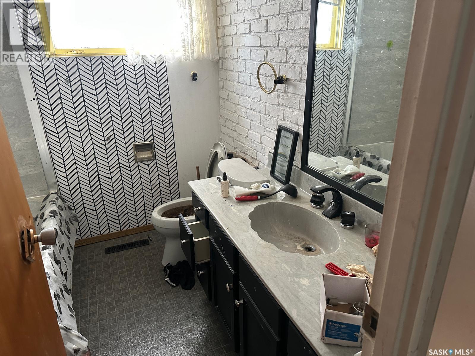 2621 Steuart Avenue, Prince Albert, Saskatchewan  S6V 2V3 - Photo 7 - SK027456