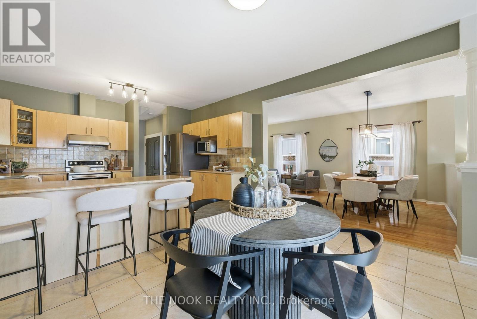 53 Kinross Avenue, Whitby, Ontario  L1M 2C4 - Photo 14 - E12731530